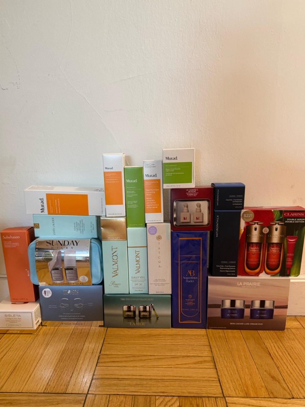 NWT LUXURY SKINCARE SET